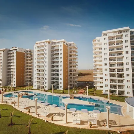 Deluxe Two Bedroom In Caesar & Spa, Long Apartman Perivolia tou Trikomou