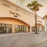 Apartment Deluxe Two Bedroom In Caesar & Spa, Long Perivolia tou Trikomou