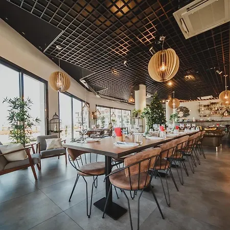 Deluxe Two Bedroom In Caesar & Spa, Long Perivolia tou Trikomou