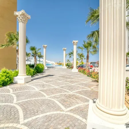 Deluxe Two Bedroom In Caesar & Spa, Long