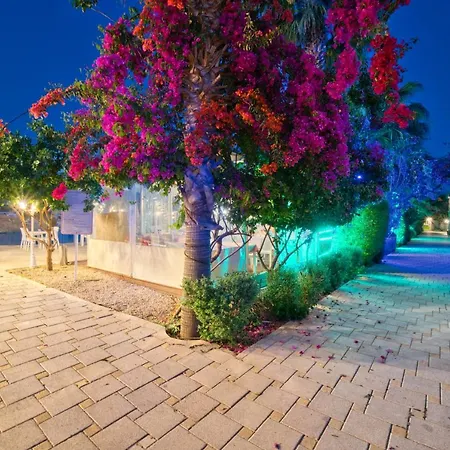 Deluxe Two Bedroom In Caesar & Spa, Long * Perivolia tou Trikomou