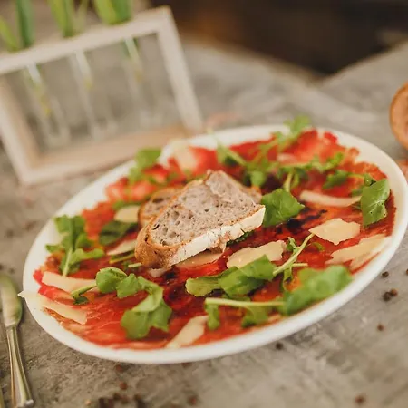 Deluxe Two Bedroom In Caesar & Spa, Long