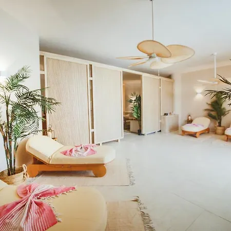 Deluxe Two Bedroom In Caesar & Spa, Long * Perivolia tou Trikomou