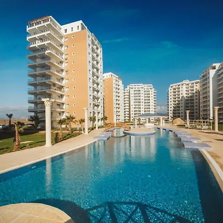 Deluxe Two Bedroom In Caesar & Spa, Long Apartment Perivolia tou Trikomou