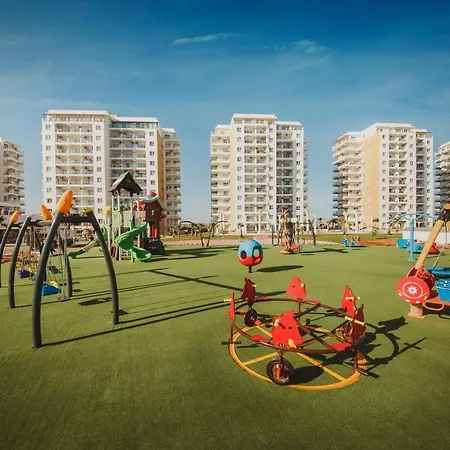 Deluxe Two Bedroom In Caesar & Spa, Long Apartament