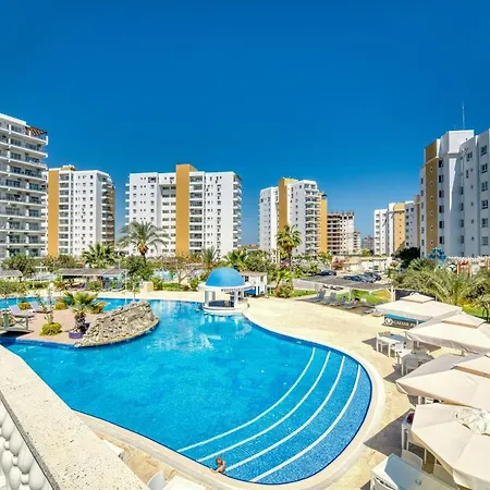 Deluxe Two Bedroom In Caesar & Spa, Long Apartment *