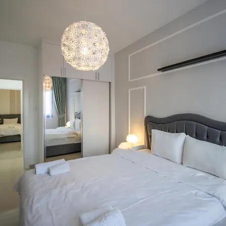 Deluxe Two Bedroom In Caesar & Spa, Long Apartment Perivolia tou Trikomou