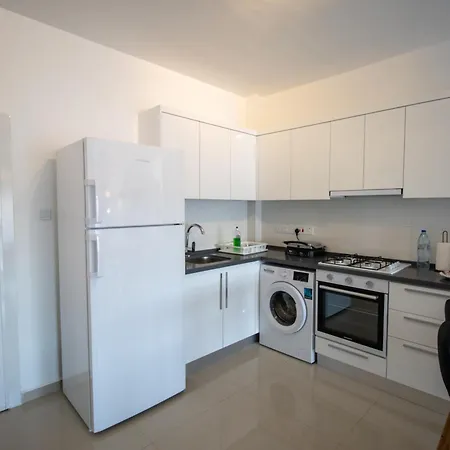 アパート Deluxe Two Bedroom In Caesar & Spa, Long Perivolia tou Trikomou