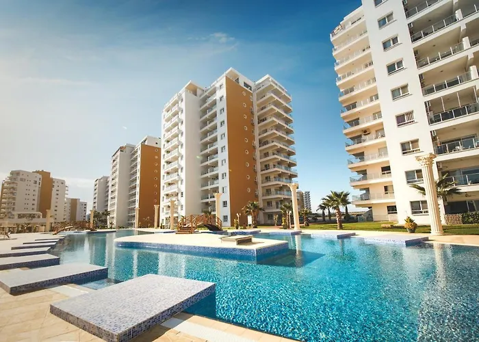 Deluxe Two Bedroom In Caesar & Spa, Long